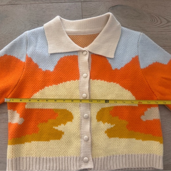 Retro cropped button up sweater size S - Picture 5 of 6
